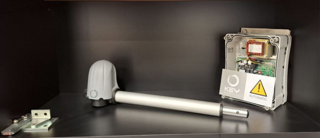 تعمیر فوری جک درب اتوماتیک شرق تهران